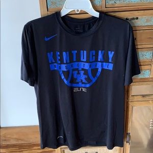 Kentucky Basketball t-shirt